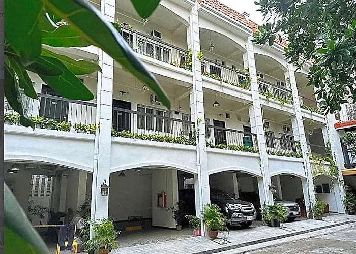 Reddoorz @ Tesoro Ermita * Manila