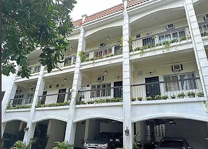 Hotel Reddoorz @ Tesoro Ermita *