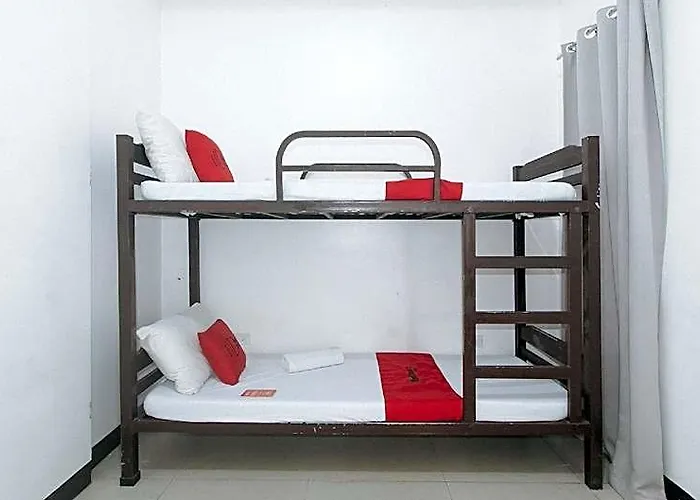 Hotel Reddoorz @ Tesoro Ermita *